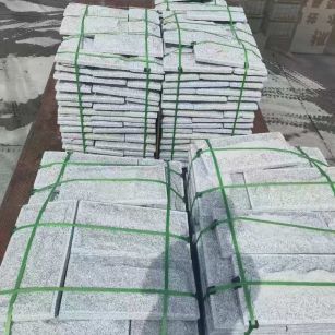 龙岩 芝麻白蘑菇石装车出货