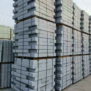 龙岩 路沿石（路侧石），颜色一致，尺寸标准