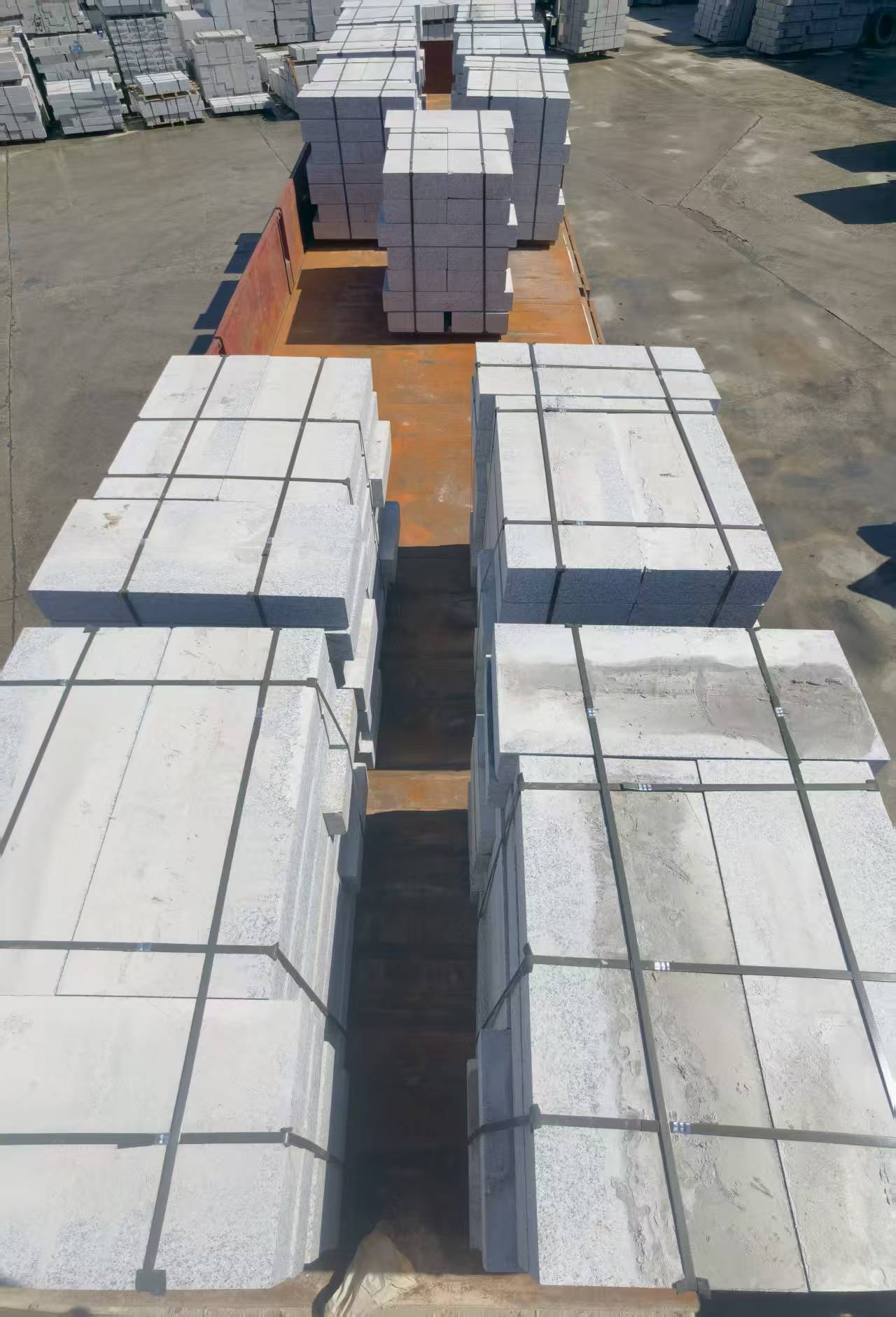 龙岩 路沿石装车出货