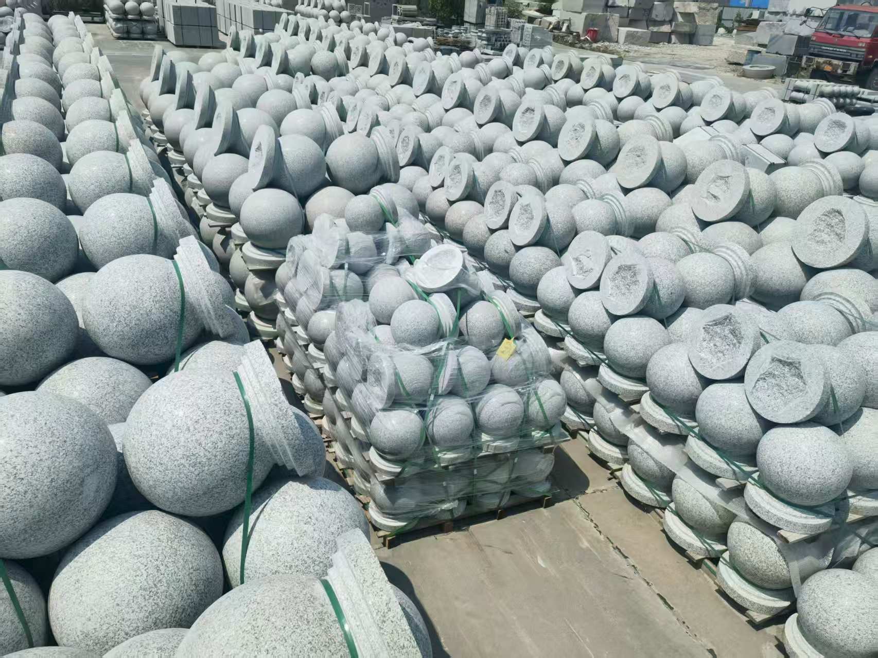 龙岩 花岗岩实心圆球，石球，挡车球，挡车石，车止石，路障石。