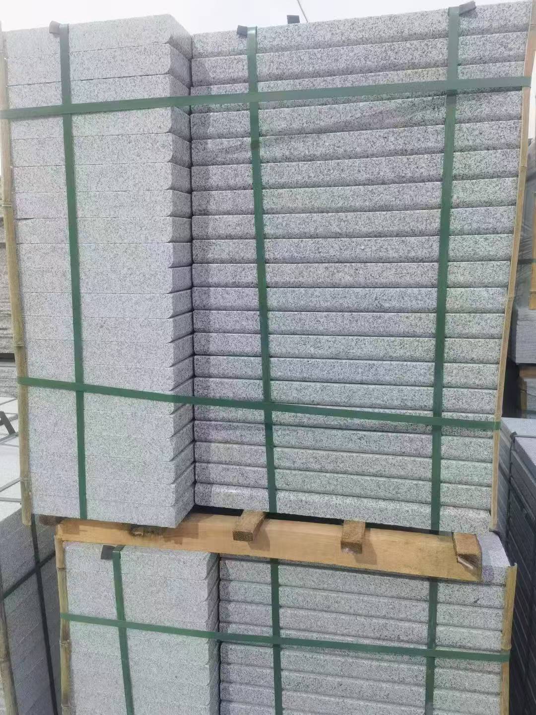 龙岩 5公分芝麻白，倒斜角，室外楼梯踏步