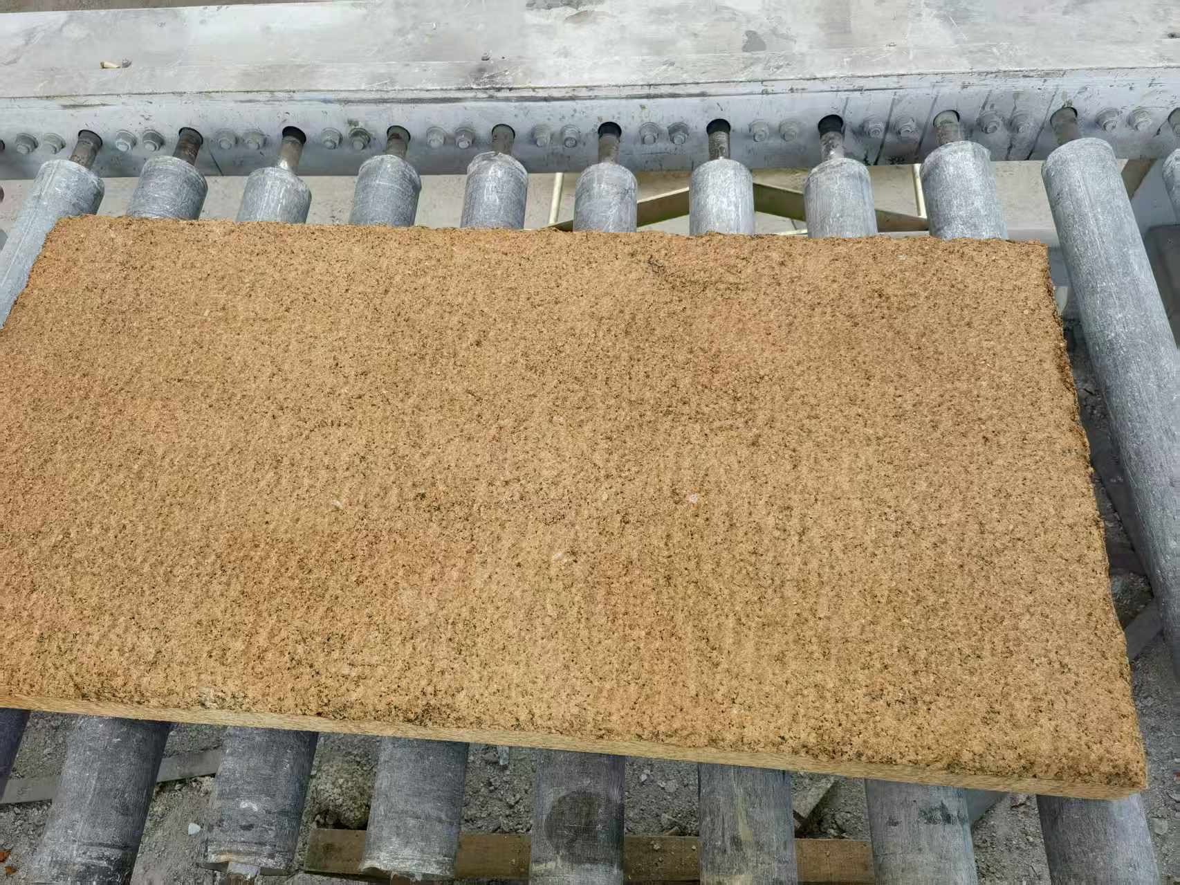 龙岩 菠萝面老石板，做旧仿古石，流水线生产加工